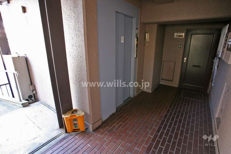 エントランス(エレベーター)