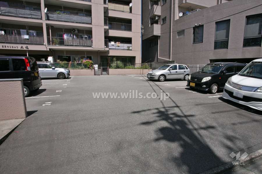 敷地内駐車場(屋外平面式)