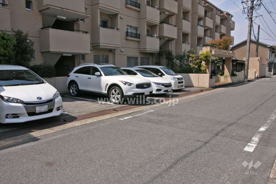 敷地内駐車場(屋外平面式)