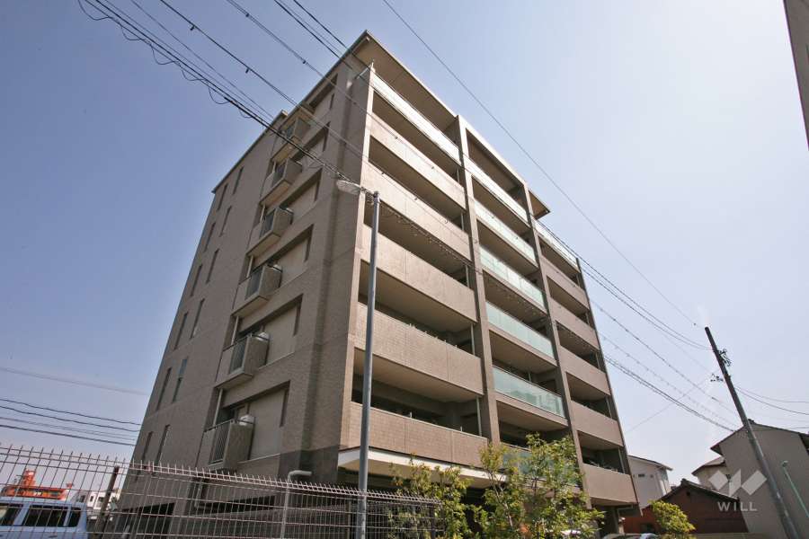 ユニロイヤル新瑞橋の外観(南西側から)