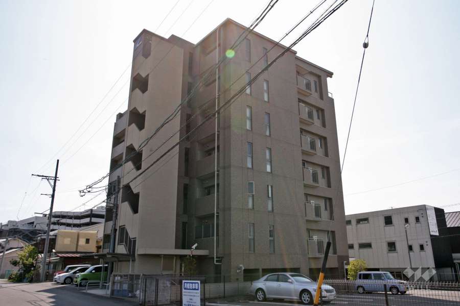 ユニロイヤル新瑞橋の外観(北西側から)