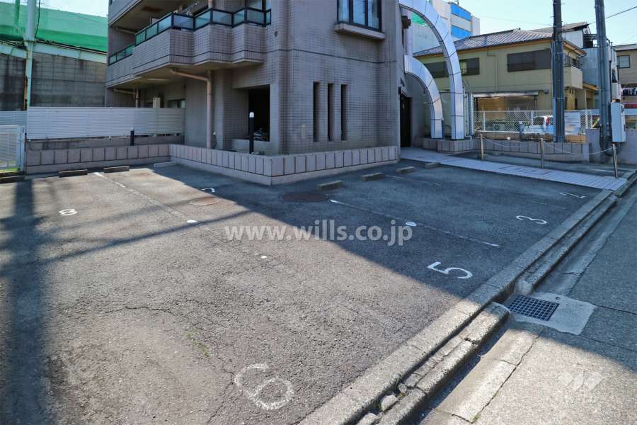 敷地内駐車場（屋外平面式）