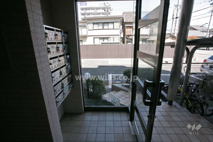 エントランス(共用ポスト)