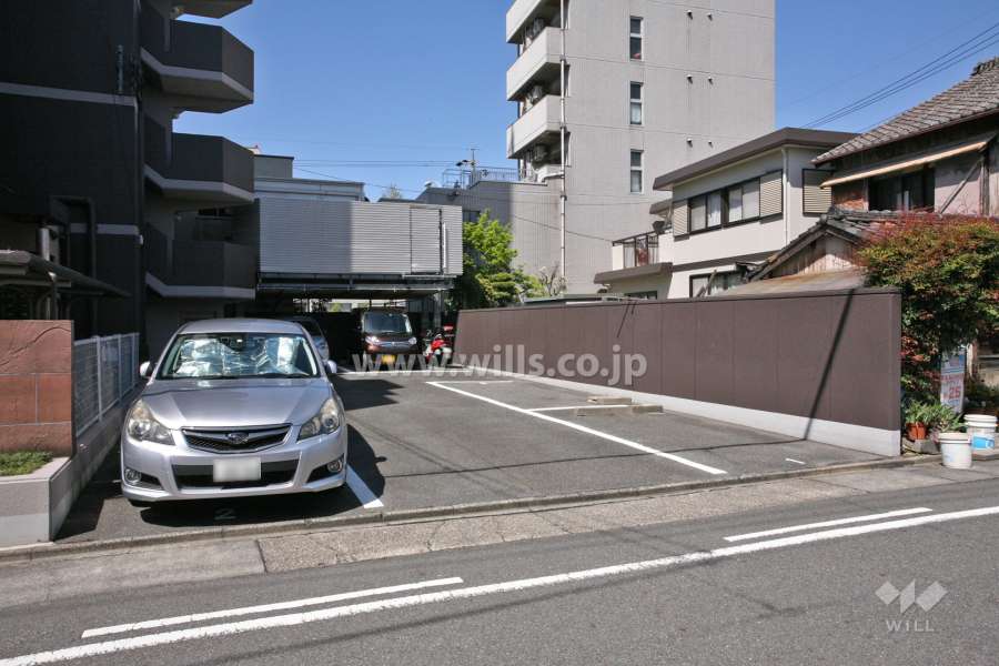敷地内駐車場(屋外平面式)