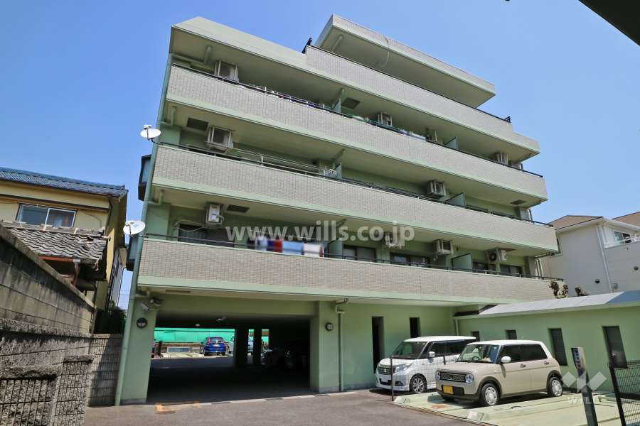 サンライズ大国屋館桜本町奥建物の外観(南側から)