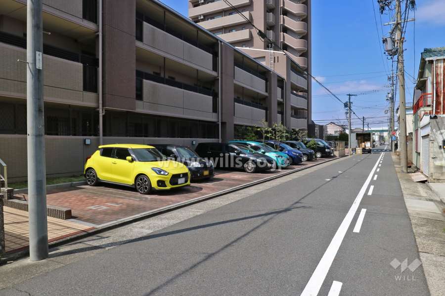 敷地内駐車場(屋外平面式)