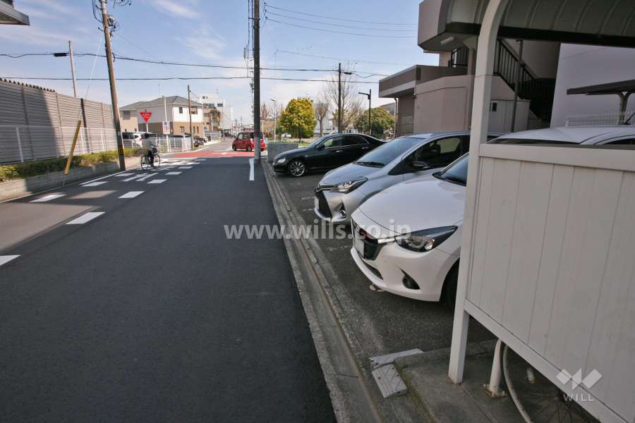 敷地内駐車場(屋外平面式)