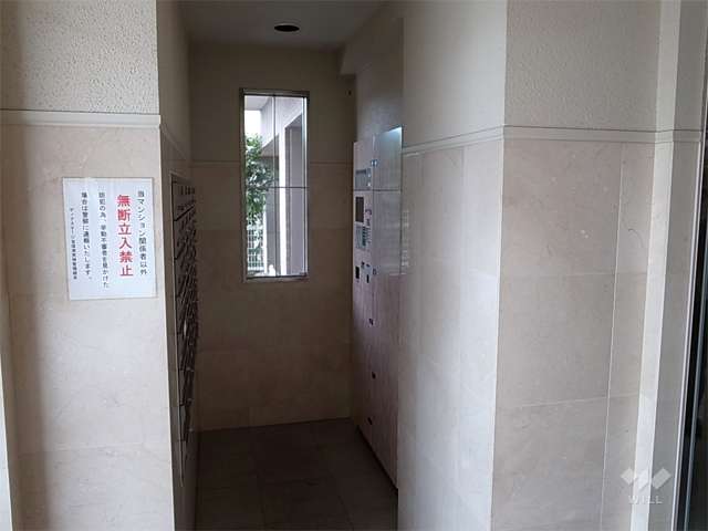 宅配ボックスと共用ポスト