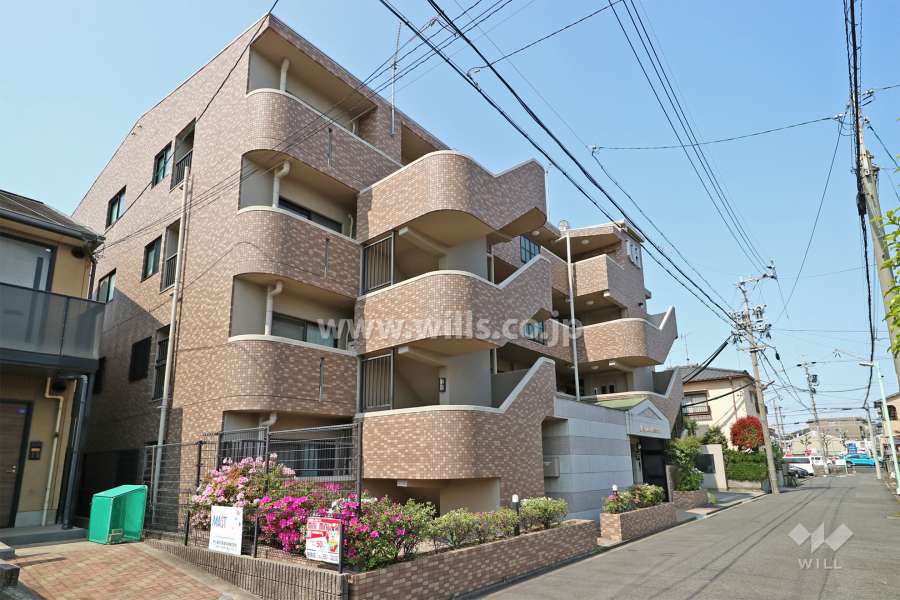 ユーハウス鶴里の外観