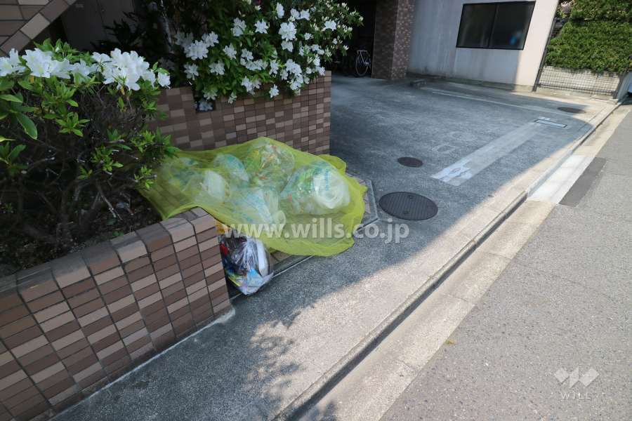ゴミ置き場