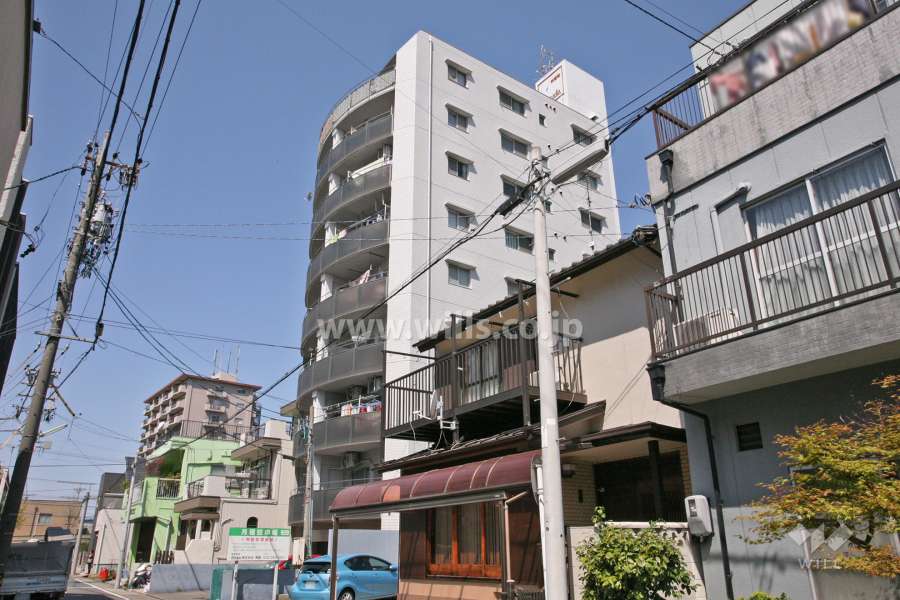 アルカディアタウン神宮南の外観