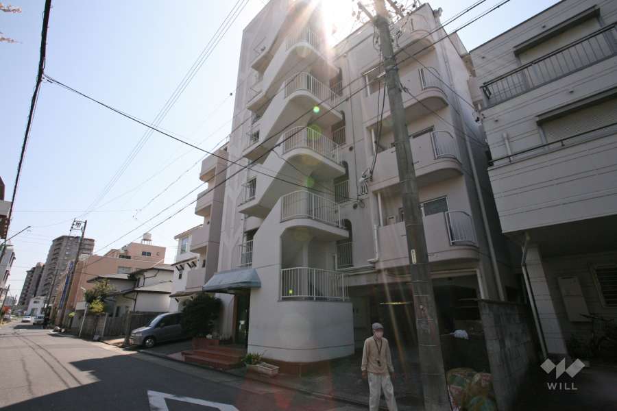 シャトー桜蘭の外観（北西側から）