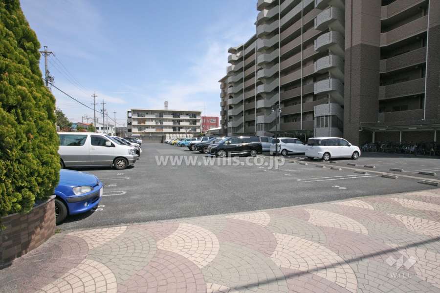 敷地内駐車場（屋外平面式）