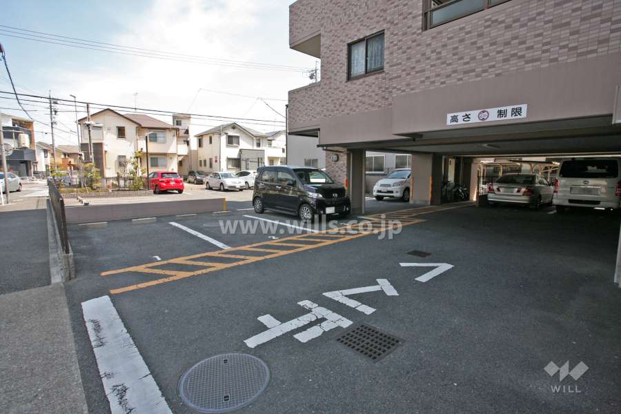 敷地内駐車場(屋外平面式)