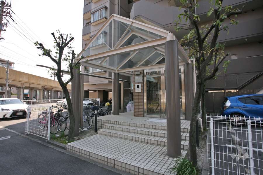 エントランスアプローチ