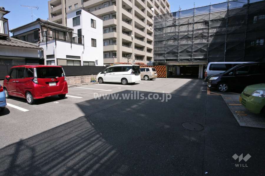 敷地内駐車場（屋外平面式）