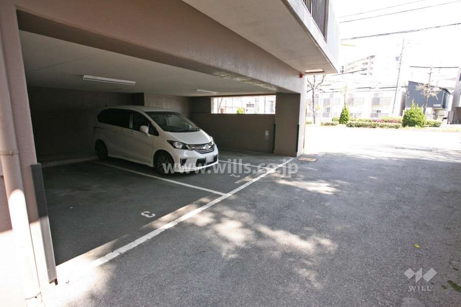 敷地内駐車場(屋内平面式)