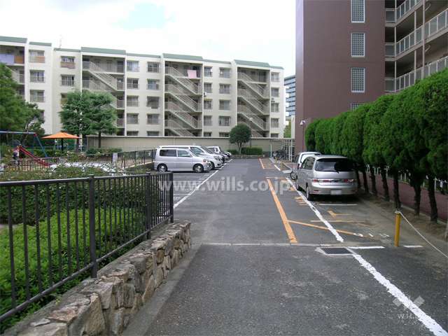 敷地内駐車場（屋外平面式）