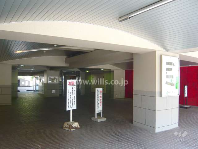 エントランスホール