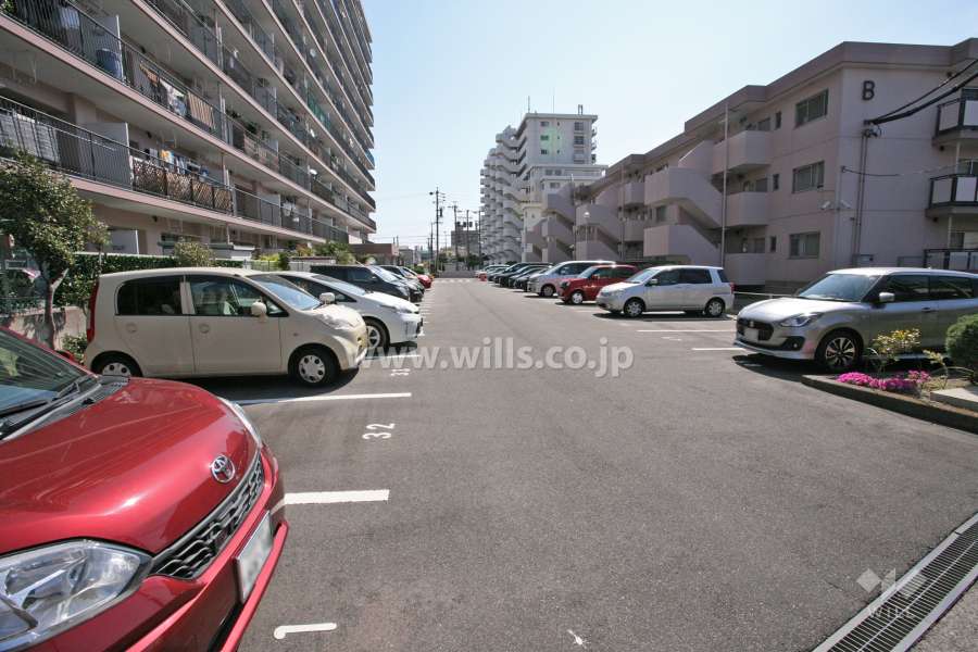 敷地内駐車場（屋外平面式）