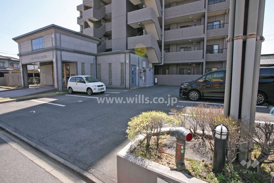 敷地内駐車場（屋外平面式）