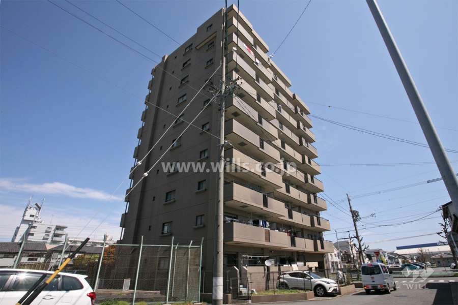 宝マンション道徳東の外観（南西側から）