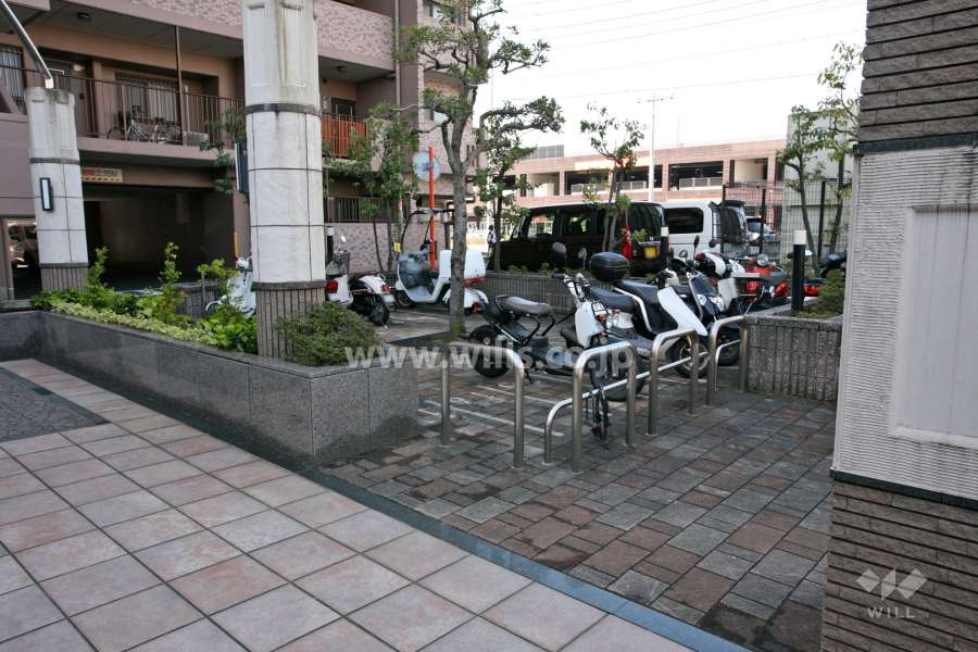 バイク置き場