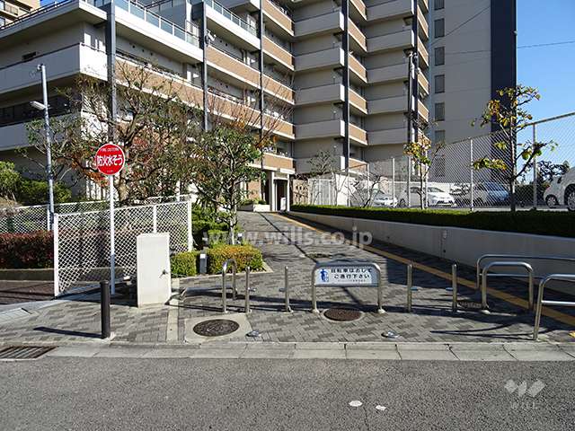 エントランスアプローチ