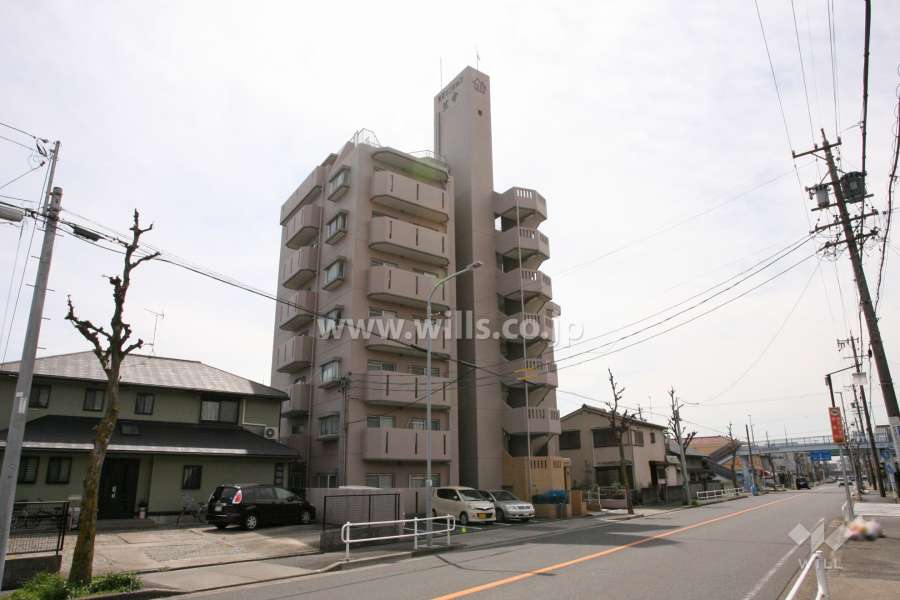真栄マンション笠寺の外観（北東側から）