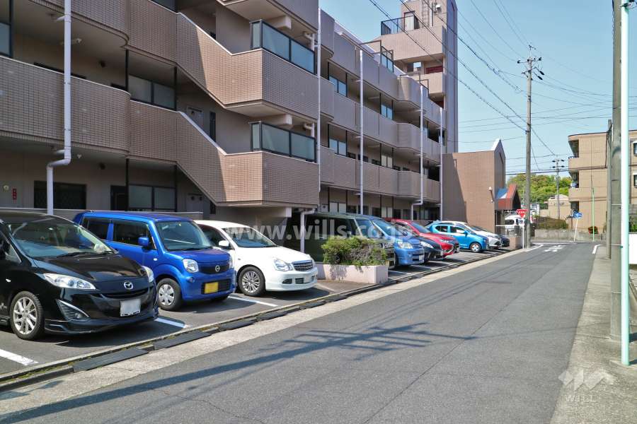 敷地内駐車場(屋外平面式)