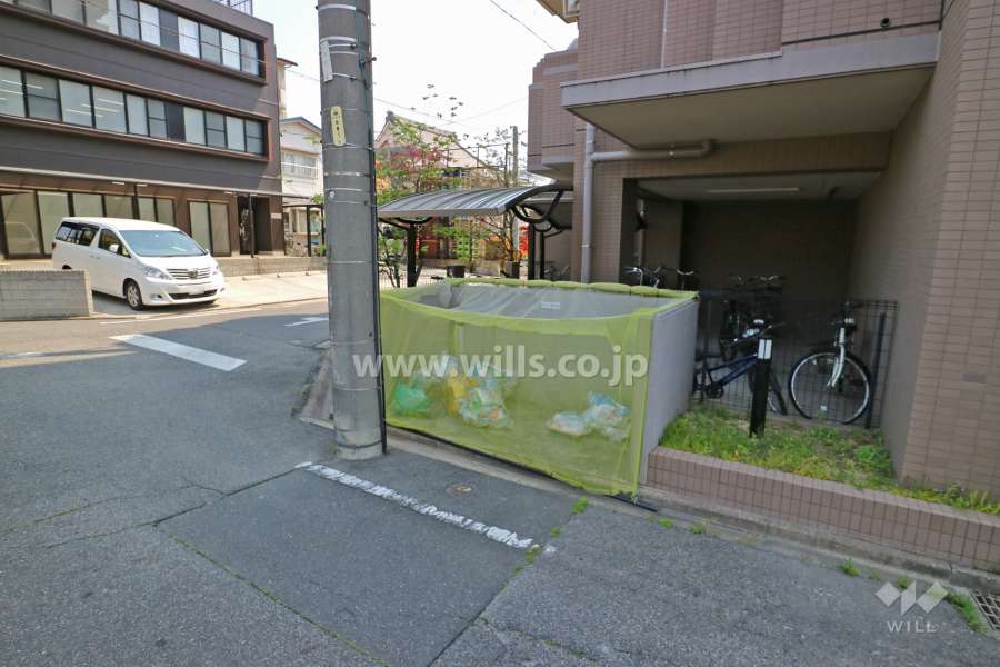 ゴミ置き場