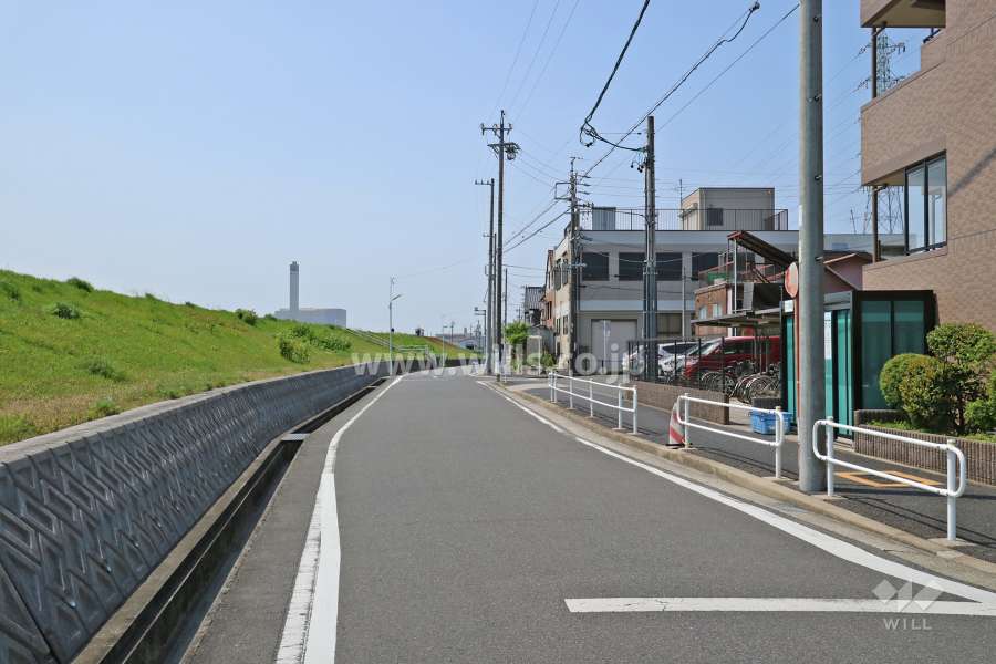 敷地東道側の前面路
