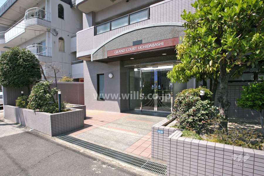 エントランスアプローチ