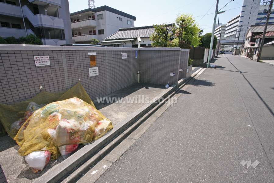 ゴミ置き場