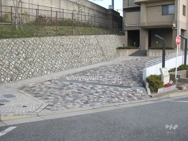 エントランスアプローチ
