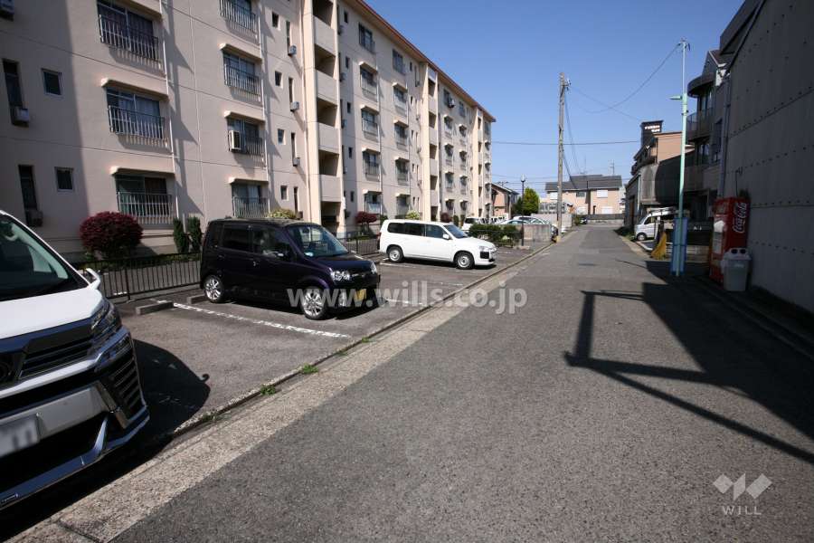 敷地内駐車場（屋外平面式）