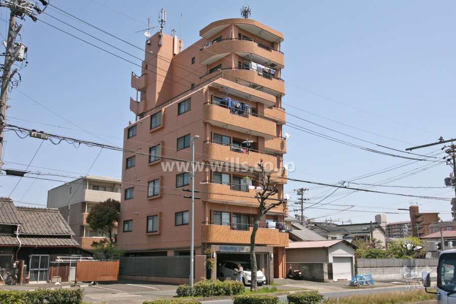 アーバンヒルズ明治の外観(南西側から)