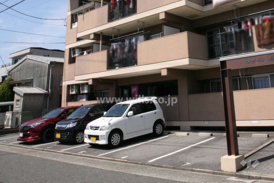 敷地内駐車場(屋外平面式)