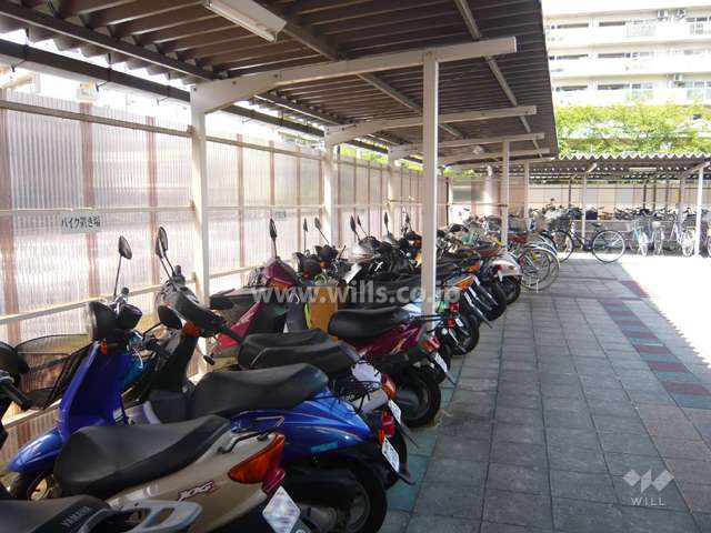 バイク置場
