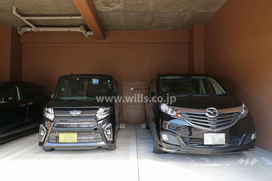 敷地内駐車場（屋内平面式）