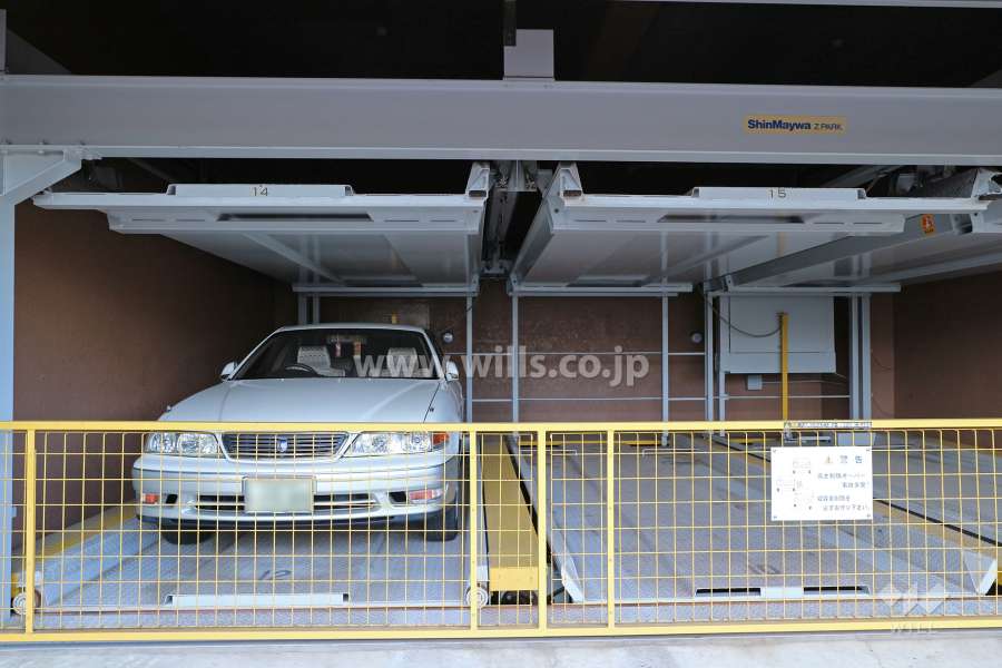 敷地内駐車場（屋内機械式）