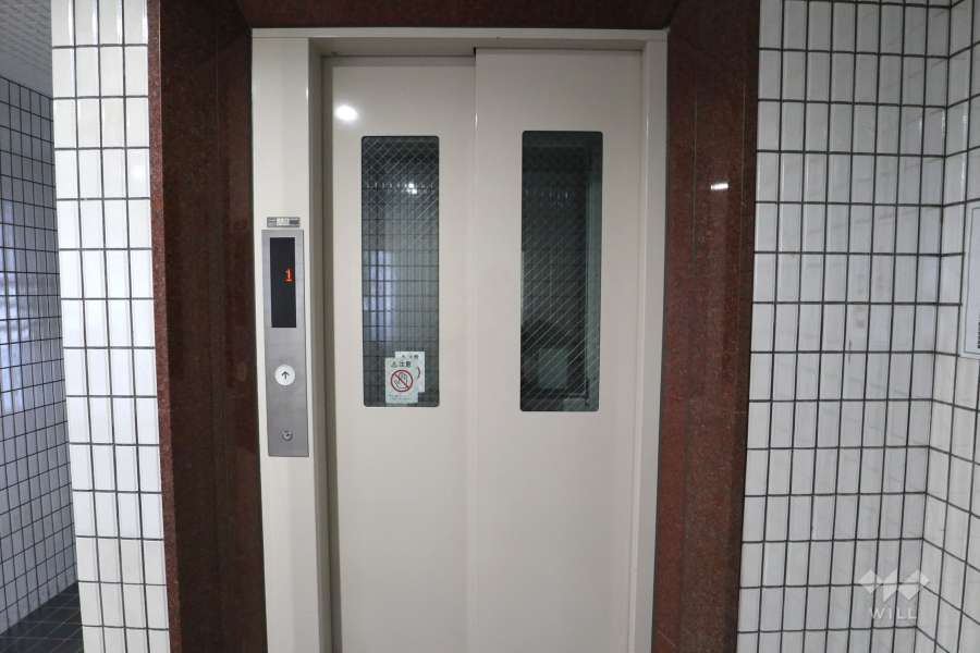エレベーター