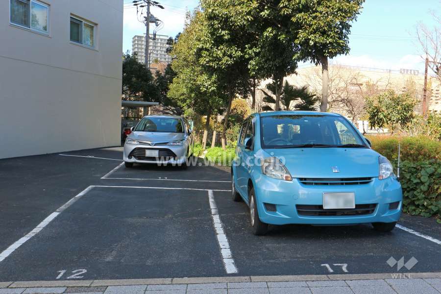 敷地内駐車場（屋外平面式）