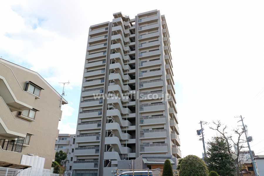 モアグレース白鳥庭園の外観（北西側から）