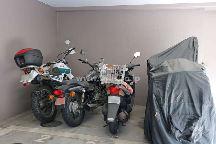 バイク置場