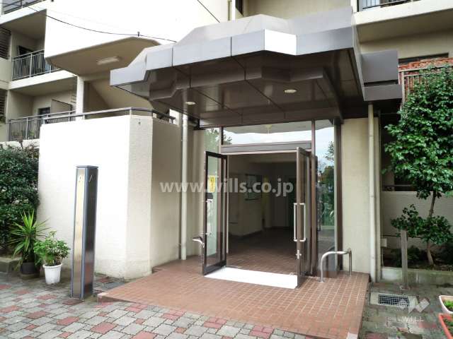 星和プラネタウン千里南第3期A棟の外観（北西側から）