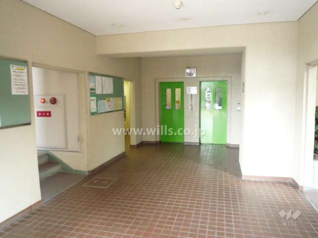 エントランスホール