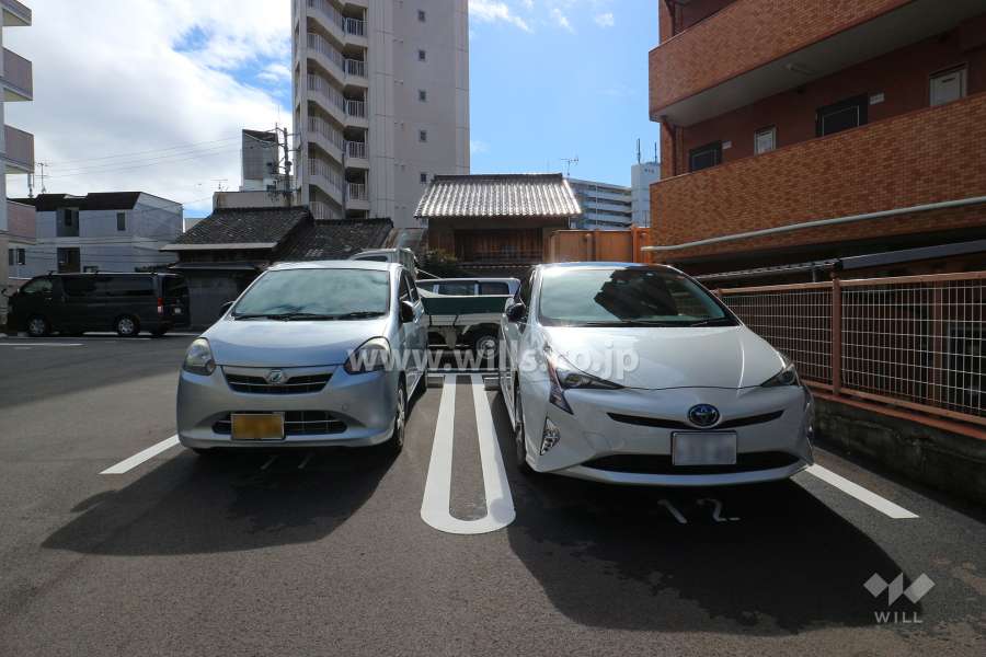 敷地内駐車場（屋外平面式）