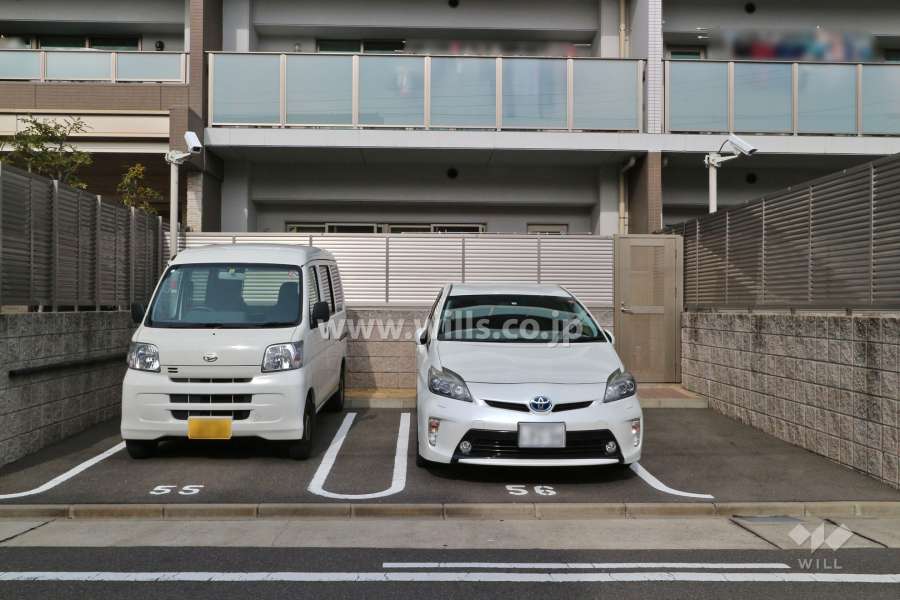 敷地内駐車場（屋外平面式）