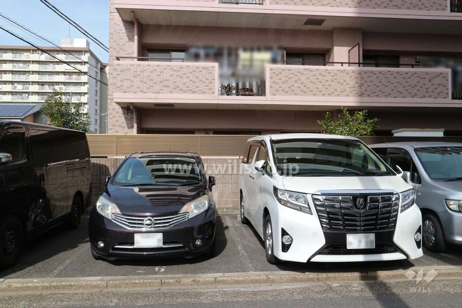 敷地内駐車場（屋外平面式）